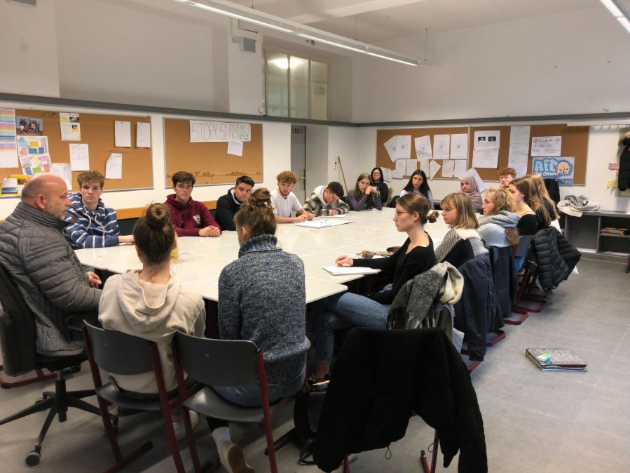 0CEC866E-5DFA-4374-9947-CA90D6633FF9